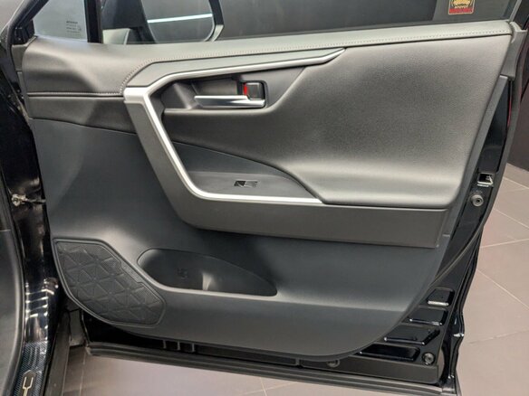 2020 Toyota RAV4 V (XA50), чёрный - вид 17