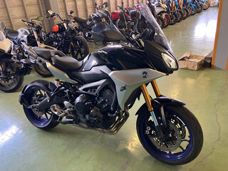 2018 Yamaha MT-09 Tracer (FJ-09), чёрный, 832000 рублей, вид 2