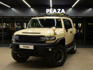 2018 Toyota FJ Cruiser, бежевый, 4500000 рублей, вид 1