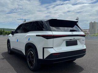 2025 Toyota bZ3X 50 kWh, белый, 2500000 рублей, вид 4