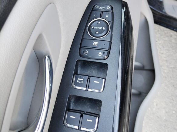 2019 Kia Carnival III, чёрный, 2878000 рублей - вид 24