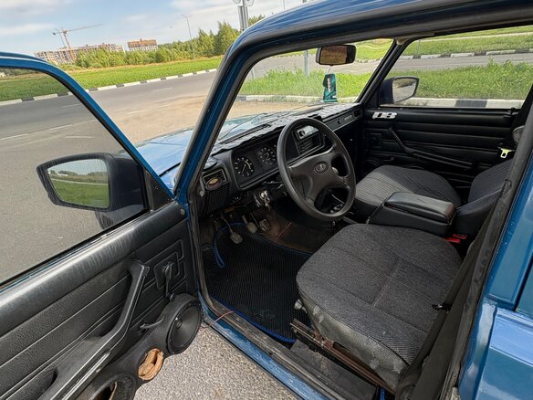 2004 Lada (ВАЗ) 2107, синий, 160000 рублей - вид 8