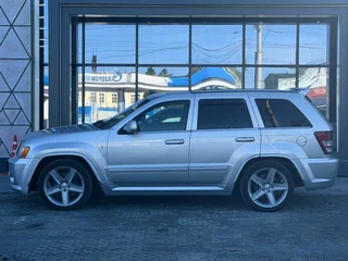 2008 Jeep Grand Cherokee SRT8 III (WK), серебристый, 1790000 рублей, вид 4