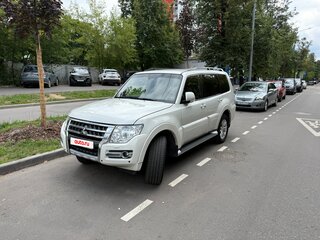 2015 Mitsubishi Pajero IV Рестайлинг 2, белый, 2599999 рублей, вид 1