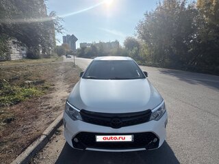 2014 Toyota Camry VII (XV50) Рестайлинг, белый, 1700000 рублей, вид 1