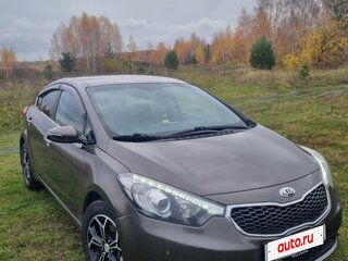 2013 Kia Cerato III, бежевый, 950000 рублей, вид 3