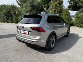 2018 Volkswagen Tiguan II, серебристый, 3630000 рублей, вид 5