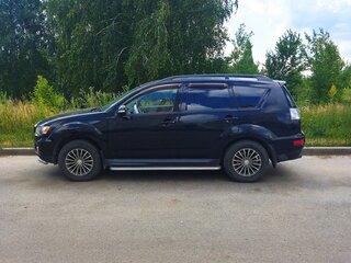 2011 Mitsubishi Outlander II Рестайлинг, чёрный, 875000 рублей, вид 3