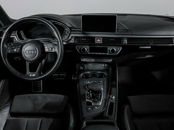 2017 Audi A4 V (B9), белый - вид 11