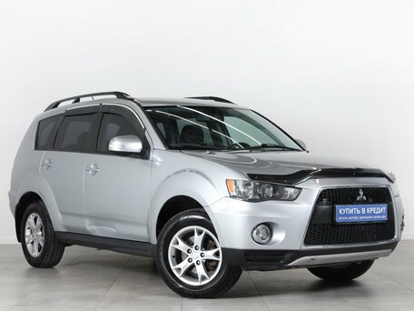 Mitsubishi Outlander II Рестайлинг