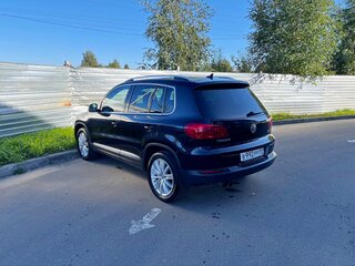 2013 Volkswagen Tiguan I Рестайлинг, чёрный, 995000 рублей, вид 4