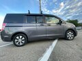 2014 Honda Stepwgn IV Рестайлинг, серый - вид 3