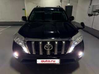 2014 Toyota Land Cruiser Prado 4-speed 150 Series Рестайлинг 1, чёрный, 3000000 рублей, вид 5