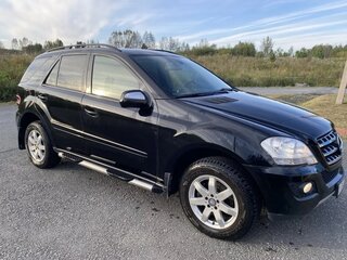 2008 Mercedes-Benz M-Класс 320 II (W164), чёрный, 1500000 рублей, вид 3