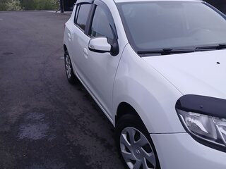 2017 Renault Sandero II, белый, 710000 рублей, вид 2