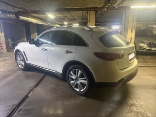 2017 Infiniti QX70, белый, 2950000 рублей, вид 5