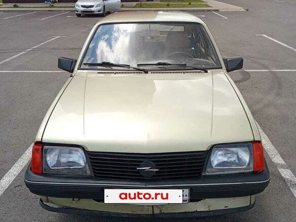 1984 Opel Ascona C, зелёный, 90000 рублей - вид 2