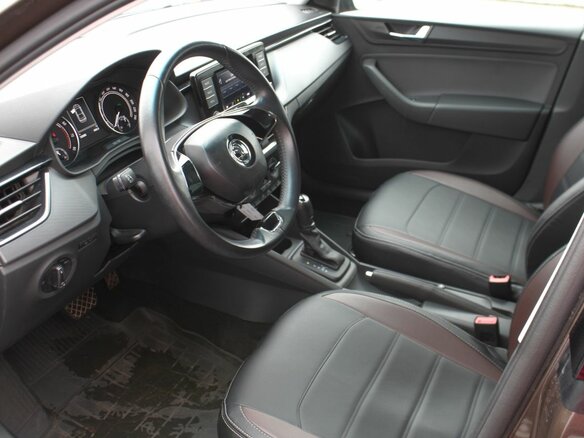 2020 Skoda Rapid II, коричневый, 1470000 рублей - вид 13