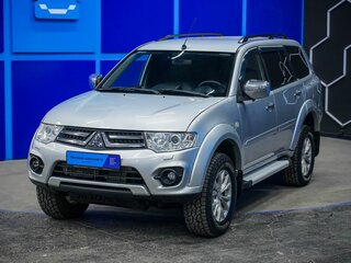 2014 Mitsubishi Pajero Sport II Рестайлинг, серебристый, 1680000 рублей, вид 2