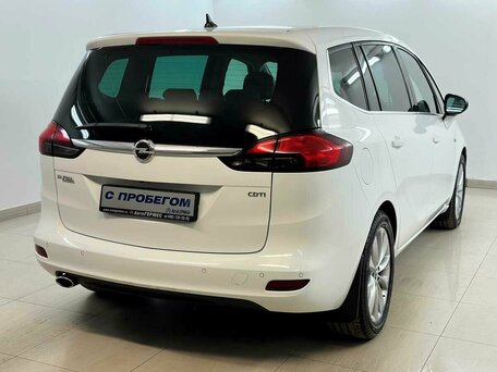 2015 Opel Zafira C, белый, 1315000 рублей, вид 4