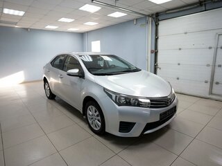 2013 Toyota Corolla XI (E160, E170, E180), серебристый, 1149000 рублей, вид 5