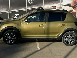 2017 Renault Sandero Stepway II, золотистый, 960000 рублей, вид 5