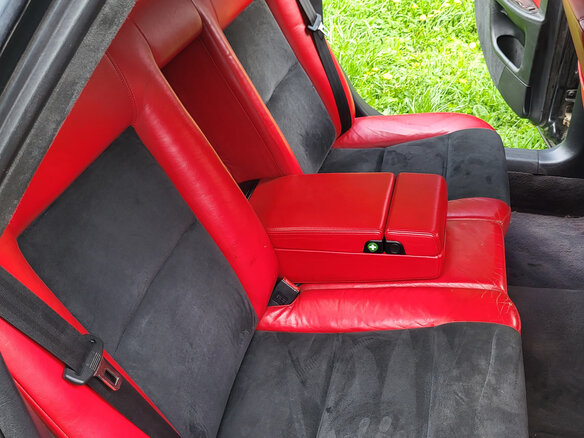 1998 Audi S8 I (D2), чёрный, 1300000 рублей - вид 12