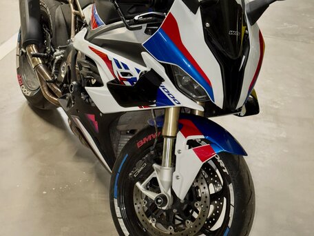 2019 BMW S 1000 RR, белый, 1800000 рублей, вид 2