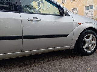 2004 Ford Focus I Рестайлинг, серебристый, 260000 рублей, вид 2