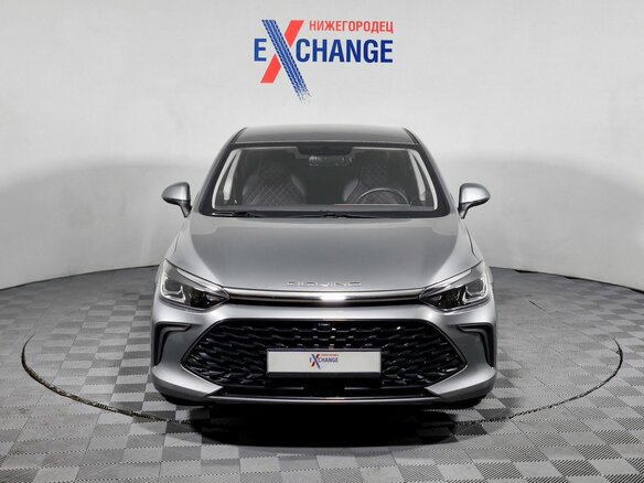 2024 BAIC U5 Plus, серый - вид 2