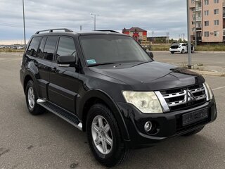 2012 Mitsubishi Pajero IV Рестайлинг 1, чёрный, 1800000 рублей, вид 3