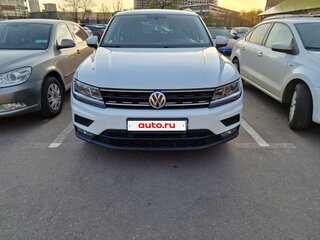2017 Volkswagen Tiguan II, белый, 2700000 рублей, вид 1
