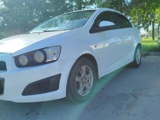 2012 Chevrolet Aveo II, белый, 520000 рублей, вид 1