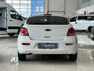 2014 Chevrolet Cruze I Рестайлинг, белый, 700000 рублей, вид 5