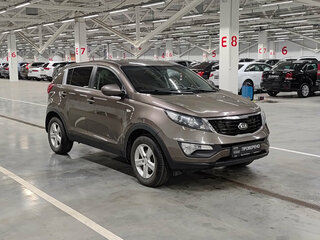 2015 Kia Sportage III Рестайлинг, коричневый, 1539000 рублей, вид 3