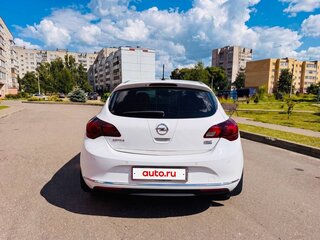 2013 Opel Astra J Рестайлинг, белый, 870000 рублей, вид 5