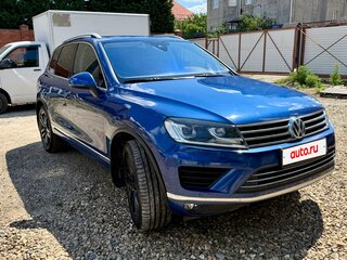 2016 Volkswagen Touareg II Рестайлинг, синий, 2750000 рублей, вид 2
