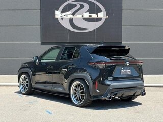 2022 Toyota Yaris Cross I, чёрный, 1605000 рублей, вид 3