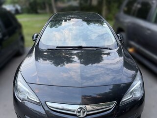 2014 Opel Astra GTC J Рестайлинг, чёрный, 920000 рублей, вид 2