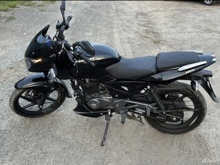 2021 Bajaj Pulsar 180, чёрный, 135000 рублей, вид 2