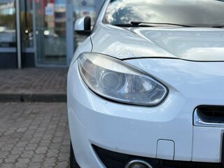 2011 Renault Fluence I, белый, 532000 рублей, вид 4