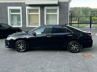 2017 Toyota Camry VII (XV50) Рестайлинг 2, чёрный, 2770000 рублей, вид 5