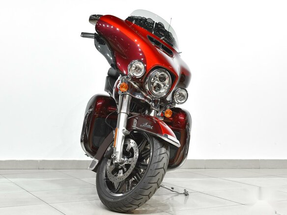 2017 Harley-Davidson Ultra Limited, красный, 1399000 рублей - вид 9