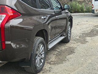 2019 Mitsubishi Pajero Sport III, коричневый, 3600000 рублей, вид 3