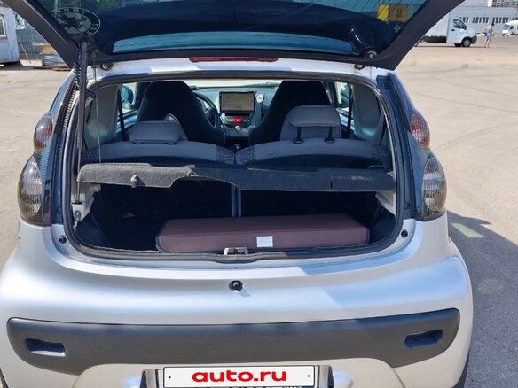 2007 Peugeot 107 I, серебристый, 700000 рублей - вид 20