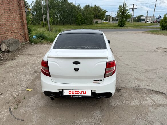 2013 Lada (ВАЗ) Granta Sport I, белый, 600000 рублей - вид 5