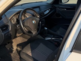 2011 BMW X1 18i I (E84), белый, 1070000 рублей, вид 4