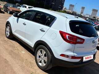 2011 Kia Sportage III, белый, 1100000 рублей, вид 3