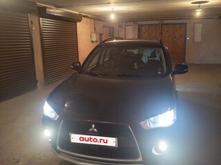 2011 Mitsubishi Outlander II Рестайлинг, чёрный, 925000 рублей, вид 4