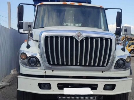 2008 International 7000 Series, белый, 1250000 рублей, вид 1